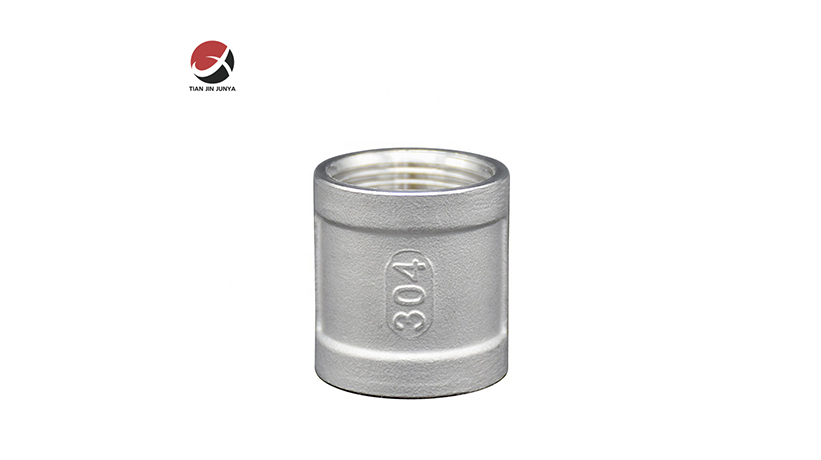 不鏽鋼(gang)鑄内絲(si)有邊内(nèi)牙接頭(tóu)管件