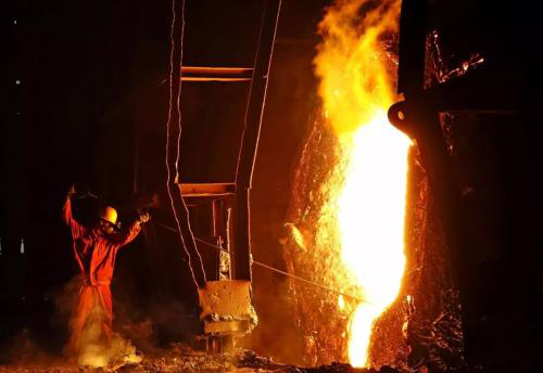 鋼殼中頻(pín)爐漏爐、穿爐(lu)事故預防措(cuo)施